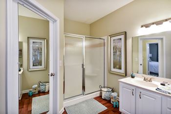 Lullwater at bass | walk-in shower